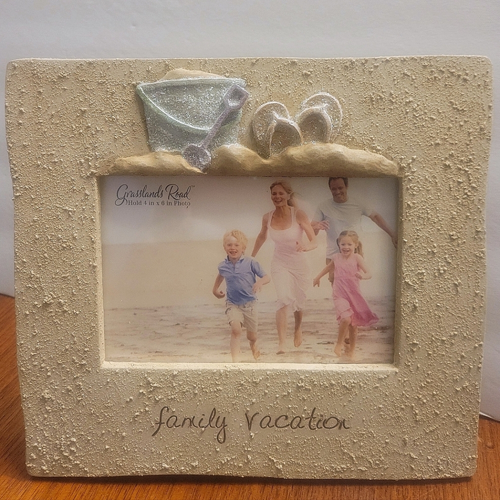 A Day at the Beach Photo Frame